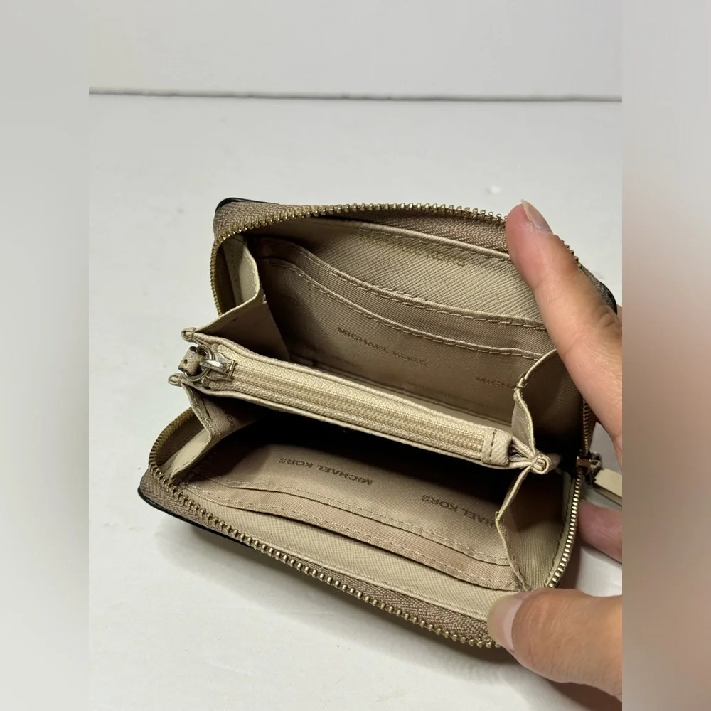MICHAEL KORS Small Pebbled Leather Wallet